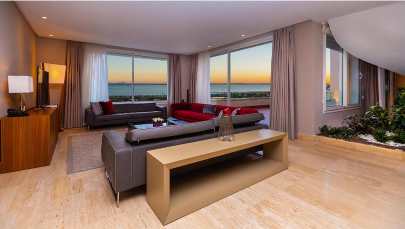 Adam Hotel Suites
